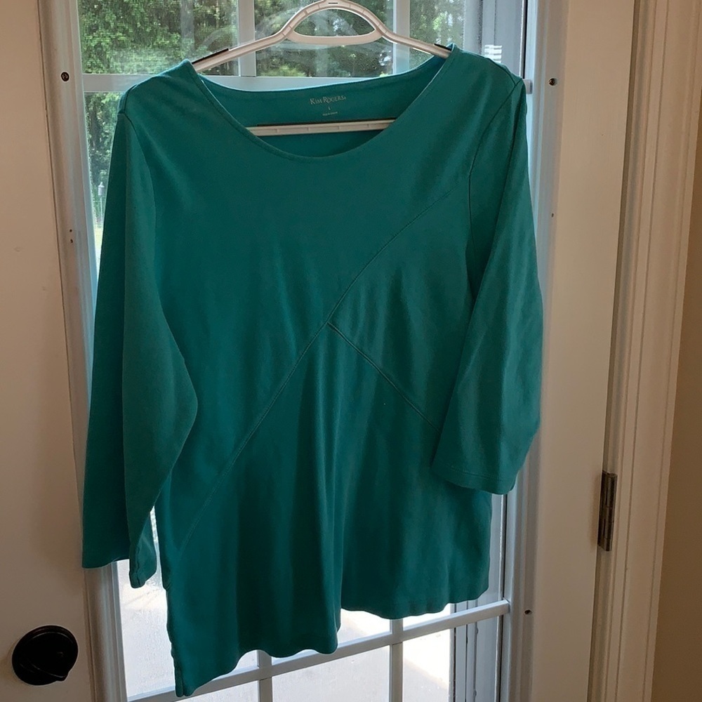 Women’s top - 4 for $20